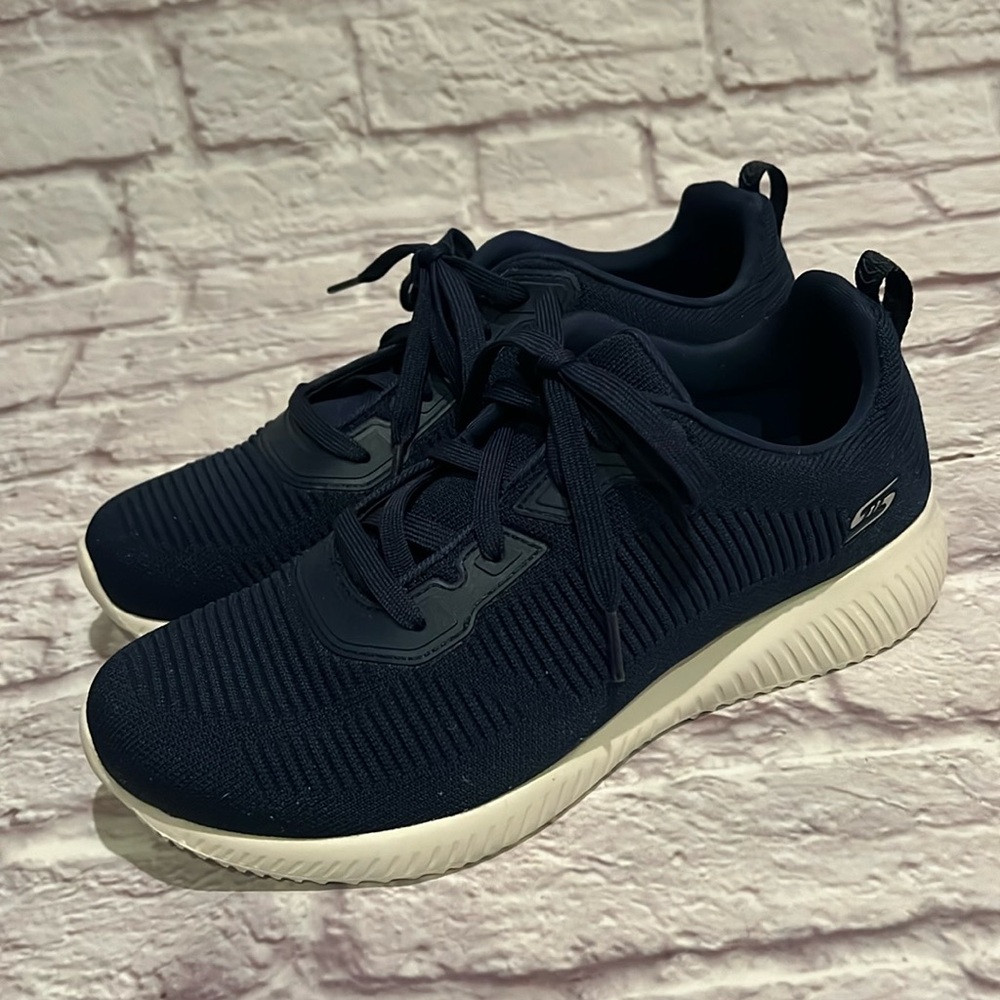 Skechers Bob’s Women’s navy blue sneakers memory foam